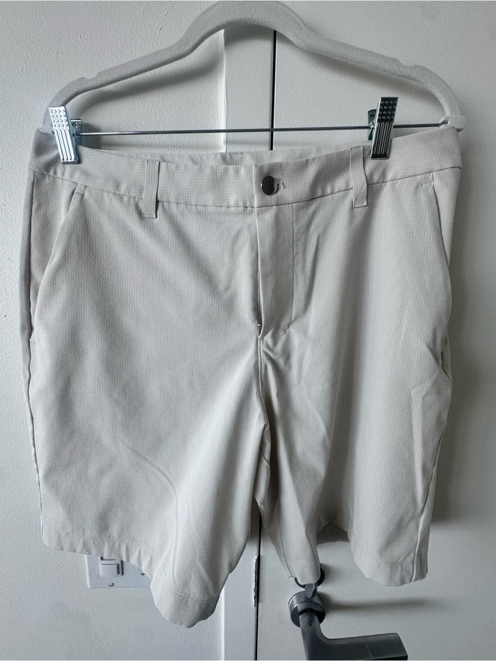lululemon athletica Light Beige Men's Athletic Shorts